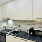 Grace\'S Centre Apartment